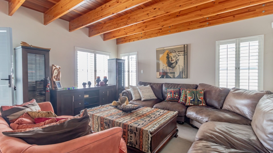4 Bedroom Property for Sale in Blue Lagoon Western Cape